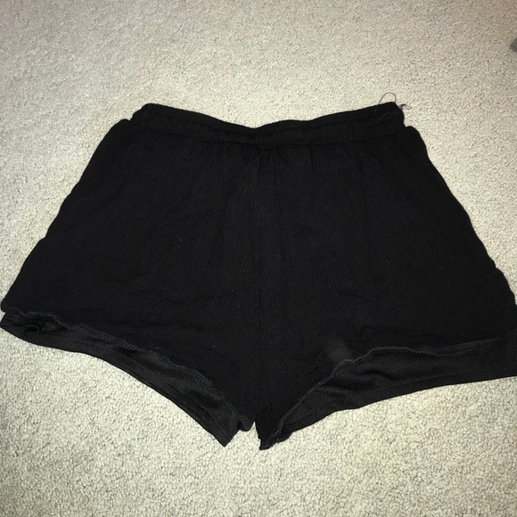 Black Ruffle Shorts - Picture 3 of 4
